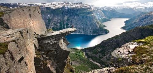 hiking-trolltunga-hardangerfjord-norway-2-1 353a98f6-1f27-4a0d-953c-f2267f4e4b20